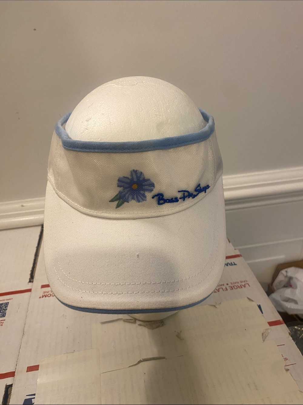 Bass Pro Shop cap one size fits all good condition
